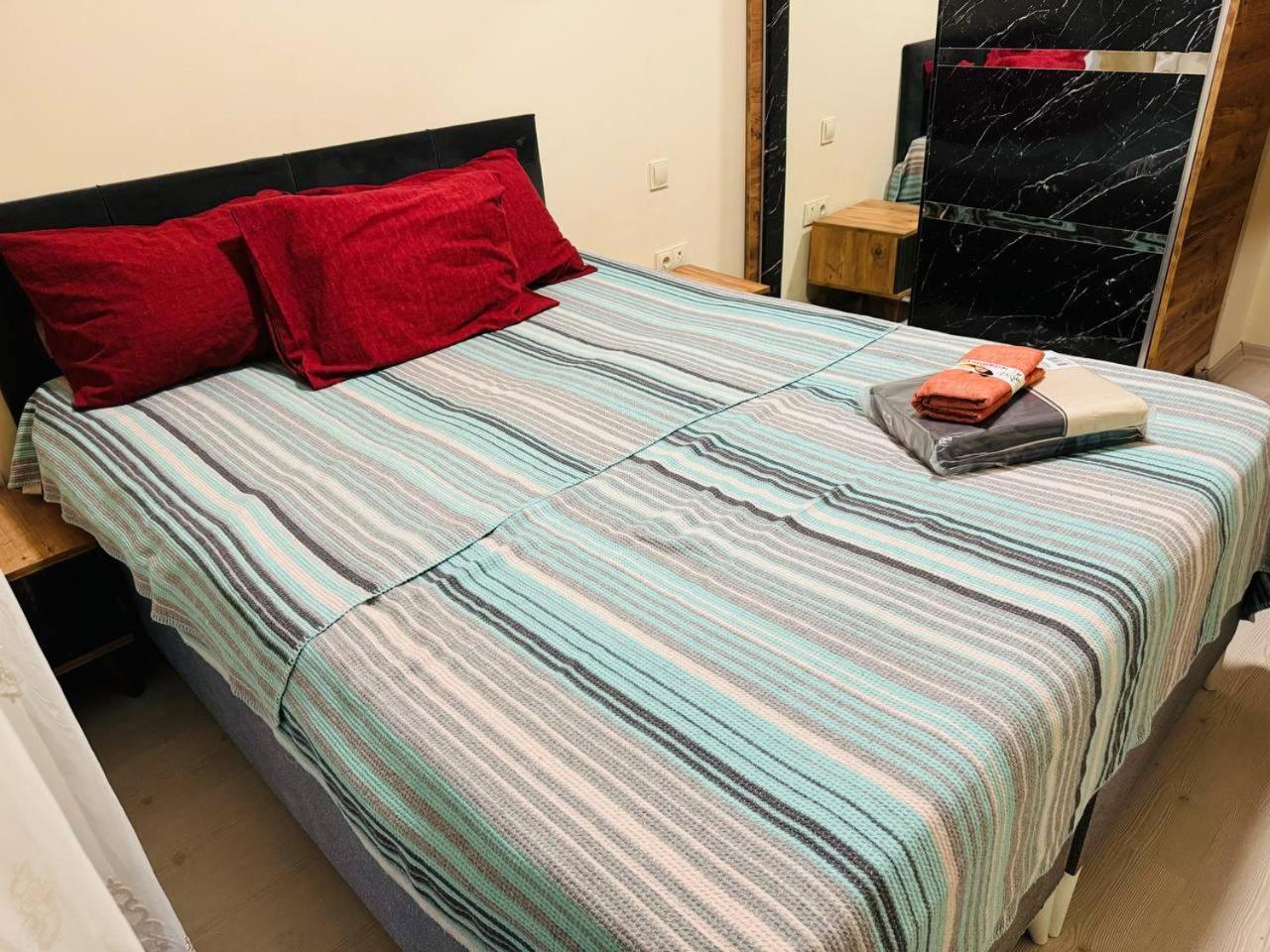 Kristalsehir Apartament *